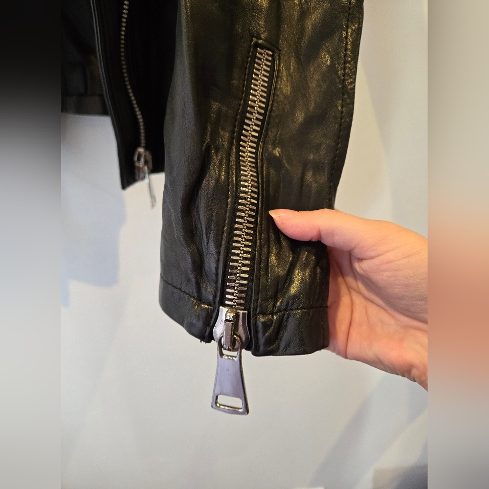 Peruzzi Leather Moto Jacket Size 38 - Picture 7 of 11
